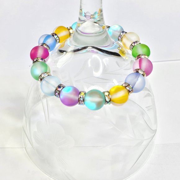 Multi Color Mat Glass Mermaid Beaded Stretch Bracelet - Picture 4 of 10